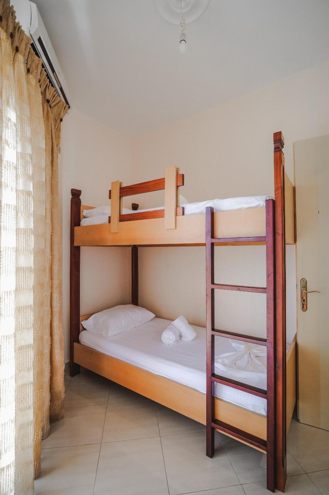 Sea La Vie Apartments Ksamil Ngoại thất bức ảnh